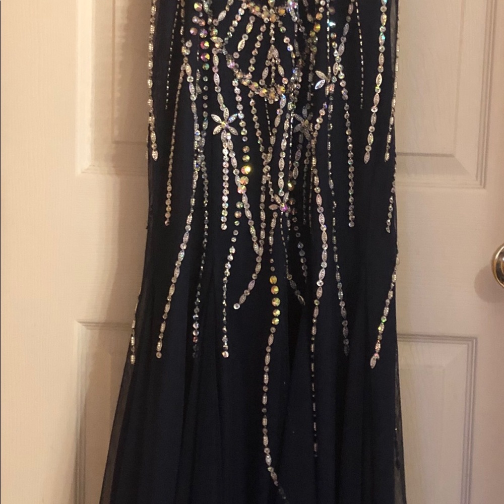 Size 4 Sean Collection Prom Dress
